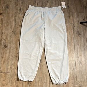 Apana Woman’s Light Gray Jogger Yoga Pants Size XL